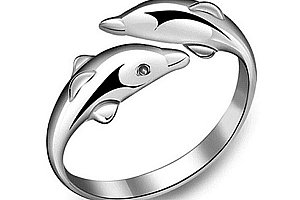 Nastavitelný prstýnek v podobě delfínků a poštovné ZDARMA!