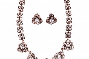 Fashion Icon Sada náhrdelník a náušnice drobná květina