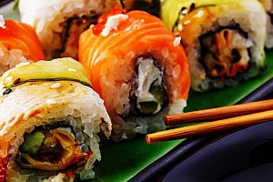 50% sleva na veškeré sushi v restauraci Pho Viet