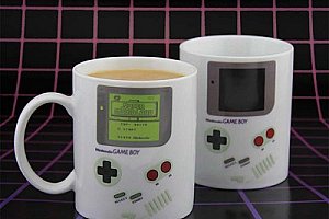 Hrnek měnící barvu Nintendo Game Boy