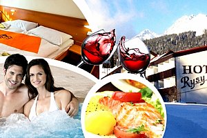 Zimní nebo jarní wellness pobyt s balíčkem slev v Hotelu Rysy ***. Polopenze, sauna, vířivka aj.