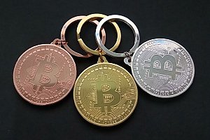 Klíčenka s motivem Bitcoin a poštovné ZDARMA!