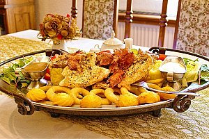 Rudolfovo plato plné dobrot pro opravdové jedlíky v Golemově restaurantu v Březiněvsi