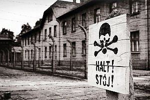 1denní zájezd pro 1 osobu do koncentračních táborů Osvětim a Březinka