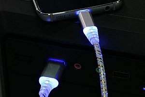 Svítící micro USB datový kabel - 1 m - 5 barev a poštovné ZDARMA!