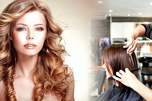 Kadeřnické balíčky pro krátké i dlouhé vlasy: střih, barva nebo melír, arganový zábal, masáž.