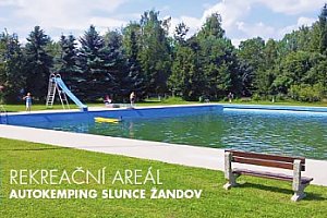 2 dny pro 2-4 osoby v chatičkách v areálu s bazénem u Žandova
