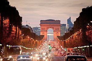 4-denní zájezd do Paříže uprostřed léta v termínu 27. - 30.7.2018