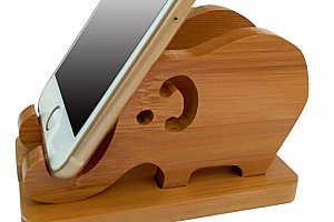 Dřevěný stojánek na mobil Elephant