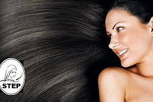 Regenerace vlasů brazilským keratinem nebo narovnání vlasů v studiu Step v Praze