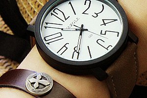 Dámské hodinky s velkými číslicemi - 4 varianty a poštovné ZDARMA!