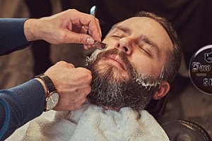 Exkluzivní péče o vlasy a vousy v pánském barbershopu