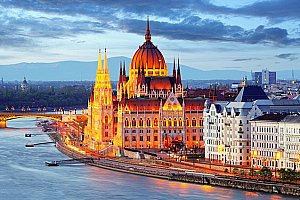 2denní víkendový zájezd pro 1 do adventní Budapešti s návštěvou termálních lázní