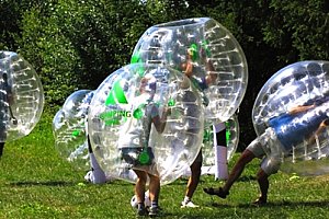 Skvělý zážitek - Bubble football pro až 4/10 hráčů. Je to prostě legrace a odreagování na hřišti.