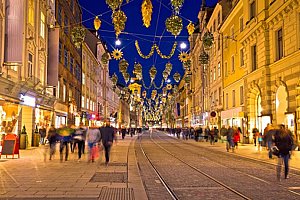 Celodenní adventní zájezd pro 1 do rakouského Grazu s vánočními trhy a průvodem čertů