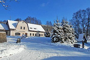 Krkonoše v zimě v penzionu uprostřed malebné obce Horní Albeřice s polopenzí a wellness