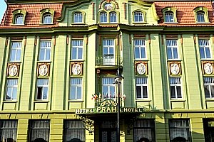 Wellness pobyt pro dva v 4*Grand Hotelu Praha v Českém Ráji. Polopenze, vstup do Císařských lázní.
