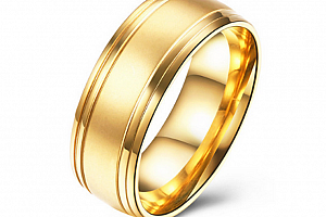 Prsten z chirurgické oceli- Gold SR000019 Velikost: 7