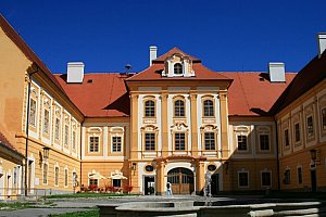 Hotel Alf v jižních Čechách s polopenzí