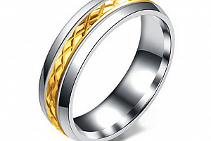 Dámský prsten z broušené chirurgické oceli střibrnozlatý SR000075 Velikost: 5