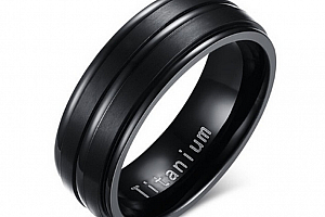 Černý prsten z kvalitního Titanu SR000078 Velikost: 7
