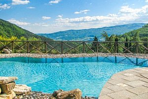 Itálie: Toskánsko se snídaní a bazénem v Hotelu Borgo I Tre Baroni ****