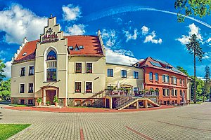 Romantické Polsko v elegantním hotelu jižně od Wroclawi s neomezeným wellness, polopenzí a lahví vína – bez víkendových příplatků
