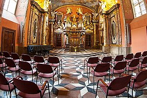 Lednové a únorové koncerty v Zrcadlové kapli Klementina. Vstupenka pro 2 osoby.