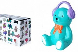 Naučte děti spořit s veselou barevnou pokladničkou ve tvaru medvídka.