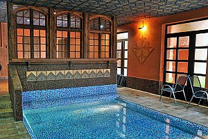 Krásný Bikal na jihu Maďarska v 4* hradním hotelu s neomezeným wellness, fitness, nápoji a polopenzí + dítě do 10 let zdarma