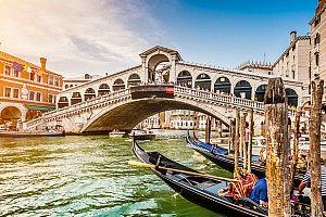 Valentýnský zájezd do Benátek a Verony s ubytováním a sektem