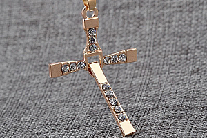 Ziskoun Řetízek na krk s přívěskem kříže z chirurgické oceli PN0000127 Barva: Zlatá