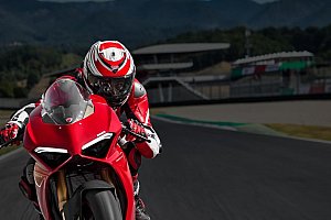Dokonalá jízda na motorce Ducati
