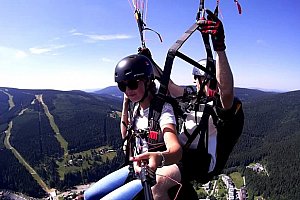 Tandem paragliding: Český ráj či Krkonoše, možnost akrobatických prvků
