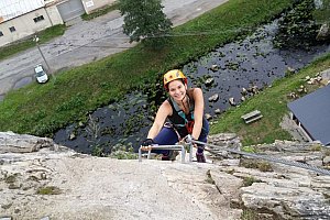 Kurz Via ferrata lezení s teorií Vír, Vysočina - zažijte jedinečné odreagování a naučte se důležité teoretické informace.