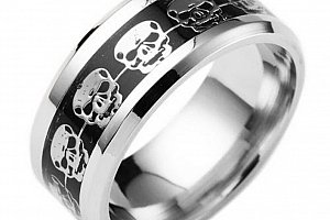 Prsten s lebkami z chirurgické oceli- stříbrnočerný SR138 Velikost: 6