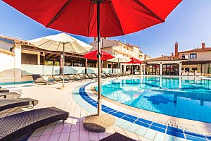 Chorvatsko na 5 nebo 8 dní v Hotelu Villa Letan **** s plnou penzí a bazénem