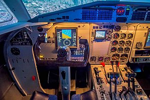 Letecký simulátor: let v dopravním letounu L410 po 60 minut