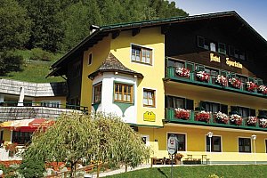 Hotel Sportalm v rakouských Alpách u přírodní rezervace UNESCO Nockberge