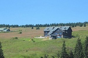 Letní pobyt na chatě Malá Rennerovka. Příjemná atmosféra, domácí prostředí a sauna v ceně pobytu.