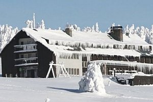 Silvestr na vrcholu Krkonoš - nečekejte na poslední chvíli až bude vyprodáno! 5 nocí jen 7 km od Sněžky.