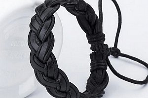 Náramek z kůže pletený- 2 barvy SE136 Barva: Černá
