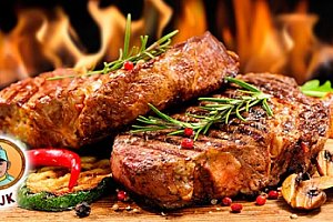 Švejkova grilovačka: 1 kg kuřecích či vepřových steaků pro 4-6 osob