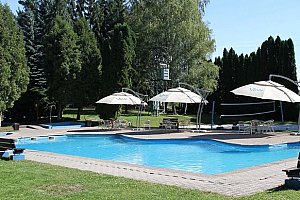 Prostřední Mlýn*** v Českém ráji: dítě zdarma včetně polopenze a bazénu