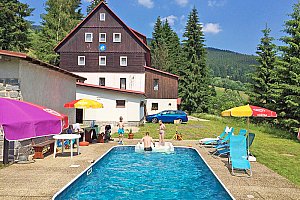 Krkonoše: Léto v Dolních Mísečkách v hotelu s bazénem a polopenzí