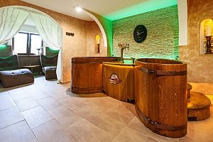 Beskydy: Hotel Beskyd **** s polopenzí, wellness a 50% slevou na pivní koupel