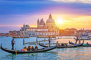 Adventní zájezd do Benátek pro jednoho – služby průvodce, doprava a pojištění v ceně