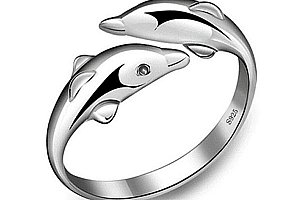 Nastavitelný prstýnek v podobě delfínků a poštovné ZDARMA s dodáním do 2 dnů!