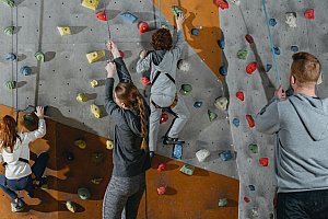 Kurz lezení na umělé stěně pro začátečníky i pokročilé