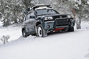 Vyprošťování vozidla ze sněhu nebo příkopu